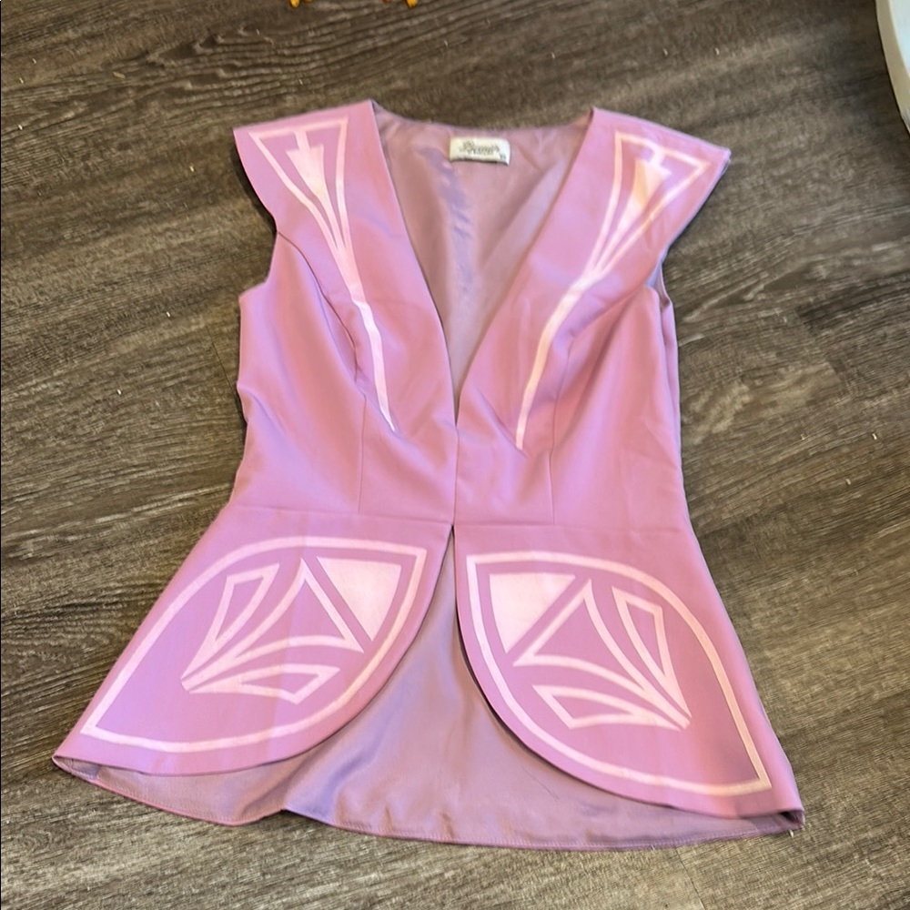 Lavender Sleeveless Women's tunic top, plunge neck, Size XS